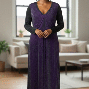 Modelo Karina - Vestido Negro con Mangas